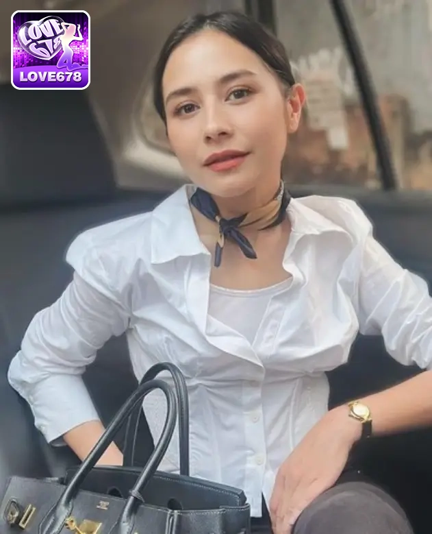 Prilly Latuconsina-suryatoto