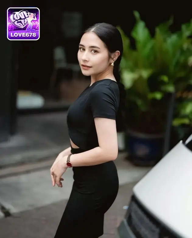 Prilly Latuconsina-suryatoto