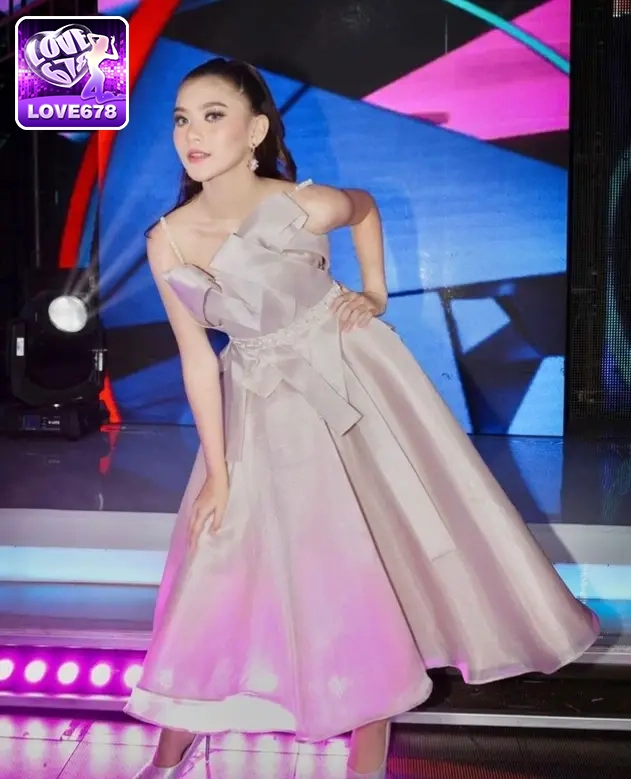 da5_sridevi03-suryatoto